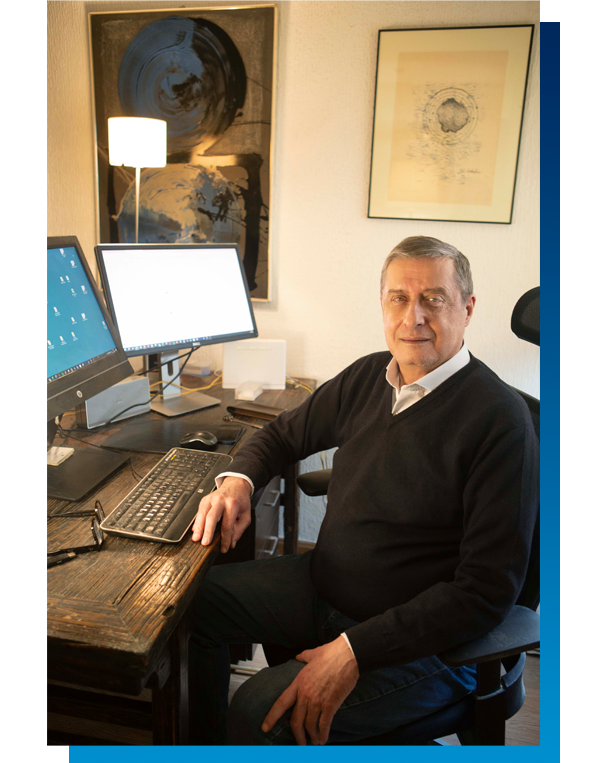 Javier Hernández, Asesoría fiscal, contable y laboral para farmacias